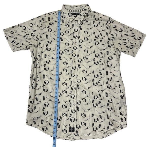 Tavik Visionaries Black & White Summer Swim Print Short Sleeve Button Up Shirt - Picture 4 of 8
